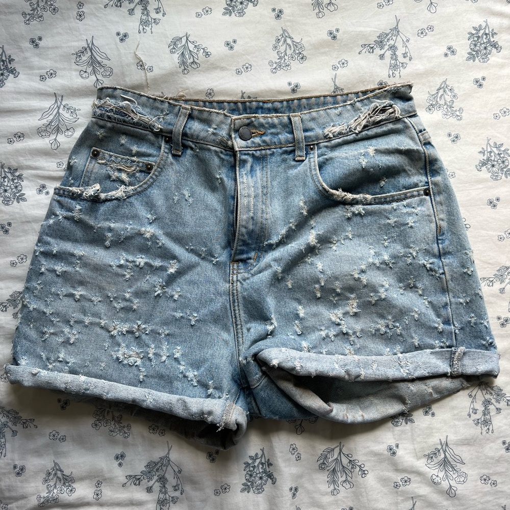 Carmar Denim - Distressed Oversized Shorts